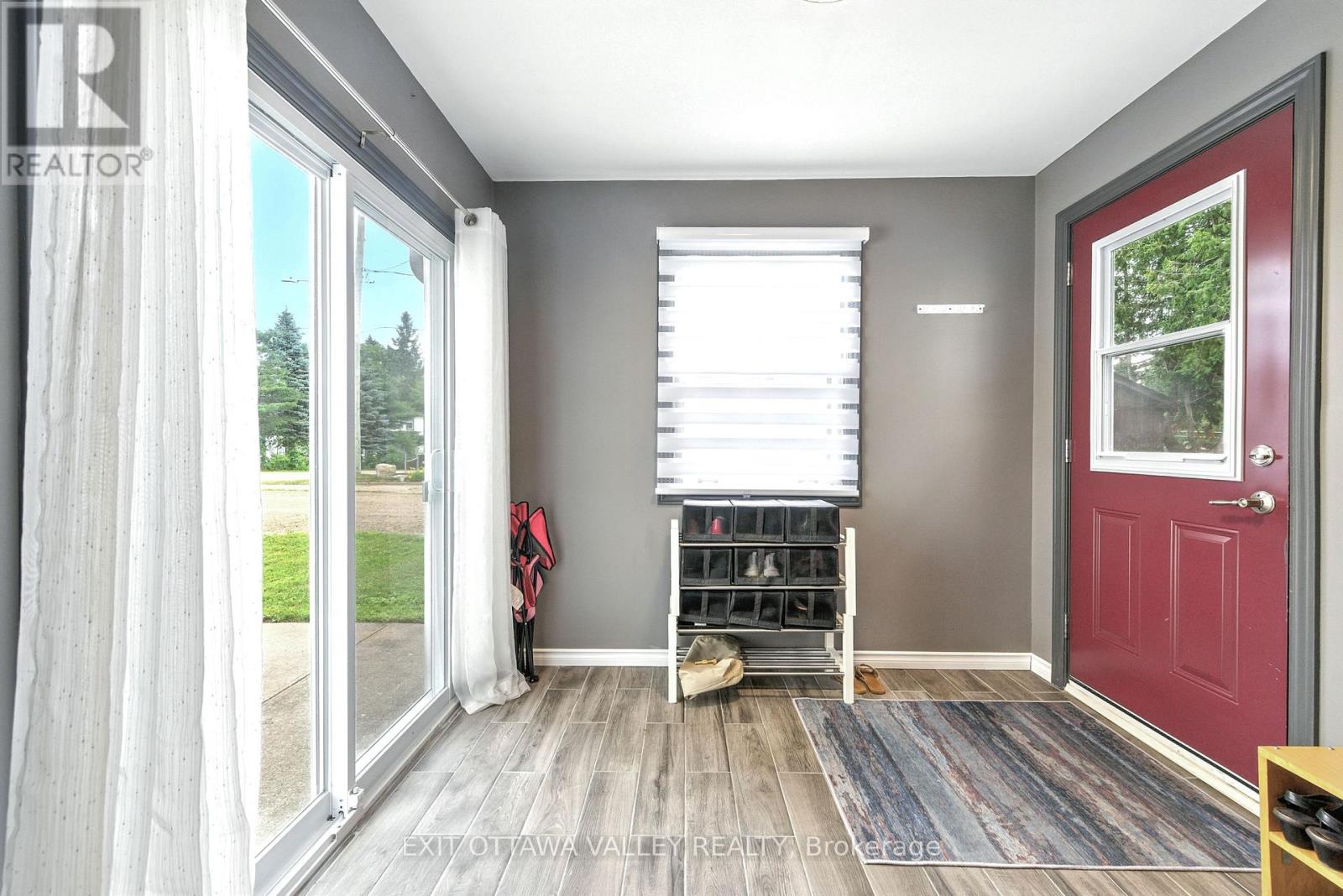 49 Glendale Avenue, Deep River, Ontario  K0J 1P0 - Photo 4 - X13029294