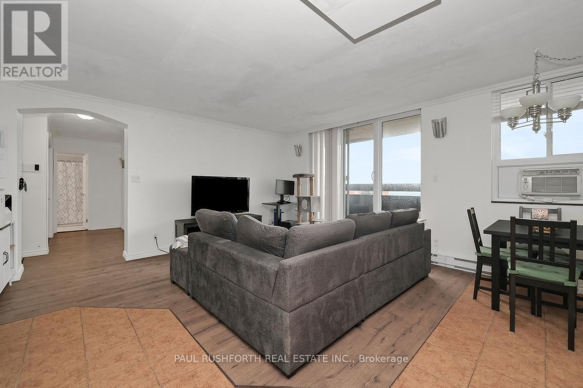 1517 - 2000 Jasmine Crescent, Ottawa, Ontario  K1J 8K4 - Photo 4 - X13029292