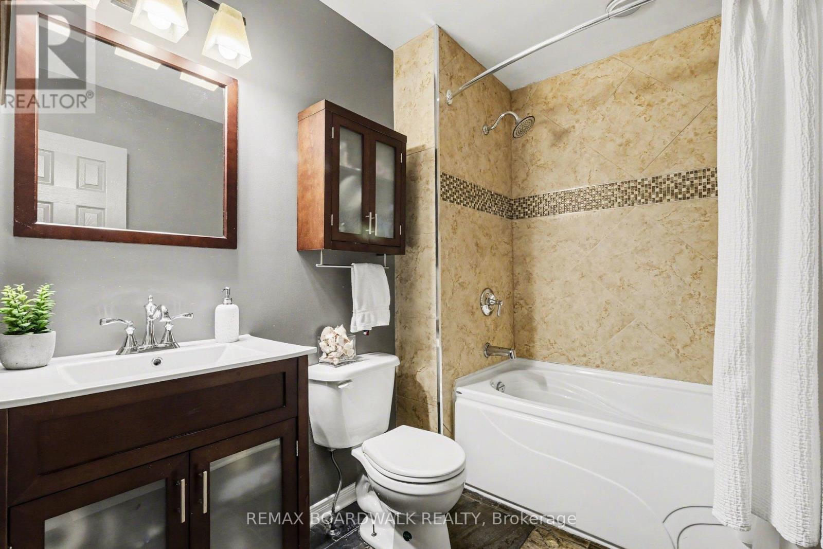 68 Houlahan Street, Ottawa, Ontario  K2J 3Y7 - Photo 25 - X13029380