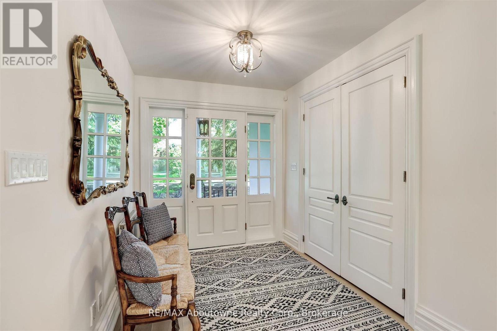 317 Gloucester Avenue, Oakville, Ontario  L6J 3W8 - Photo 16 - W13029086