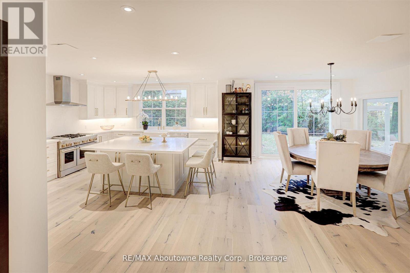 317 Gloucester Avenue, Oakville, Ontario  L6J 3W8 - Photo 34 - W13029086