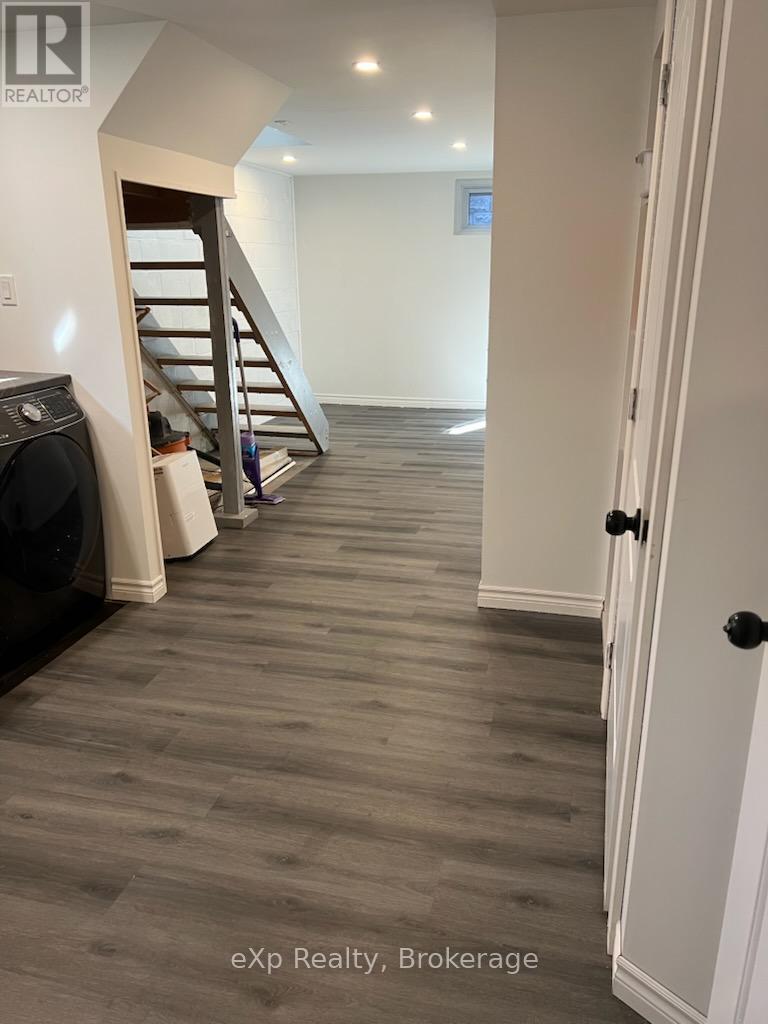 40 Johnstone Boulevard, Brockton, Ontario  N0G 2V0 - Photo 24 - X12939784