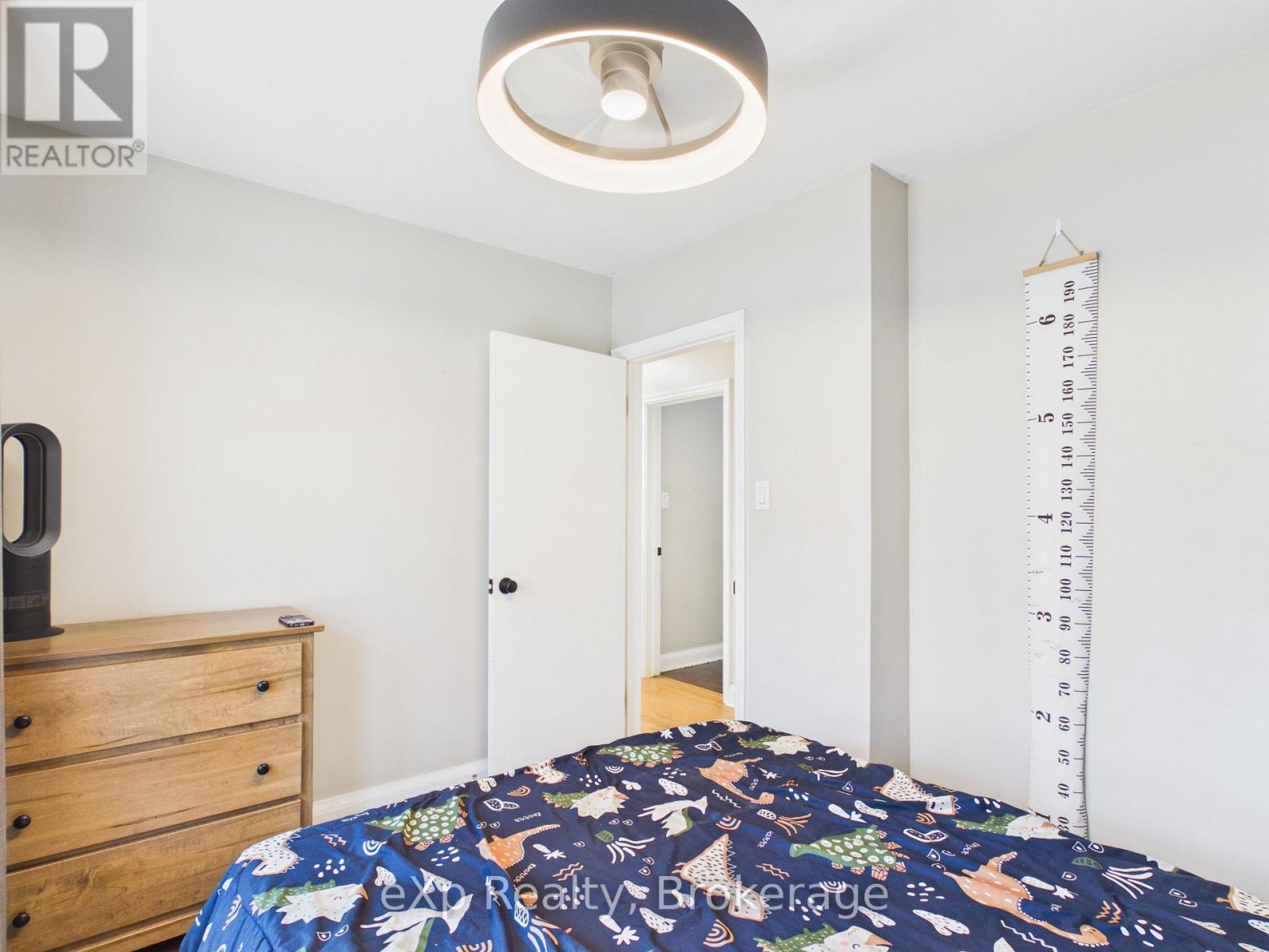 40 Johnstone Boulevard, Brockton, Ontario  N0G 2V0 - Photo 17 - X12939784