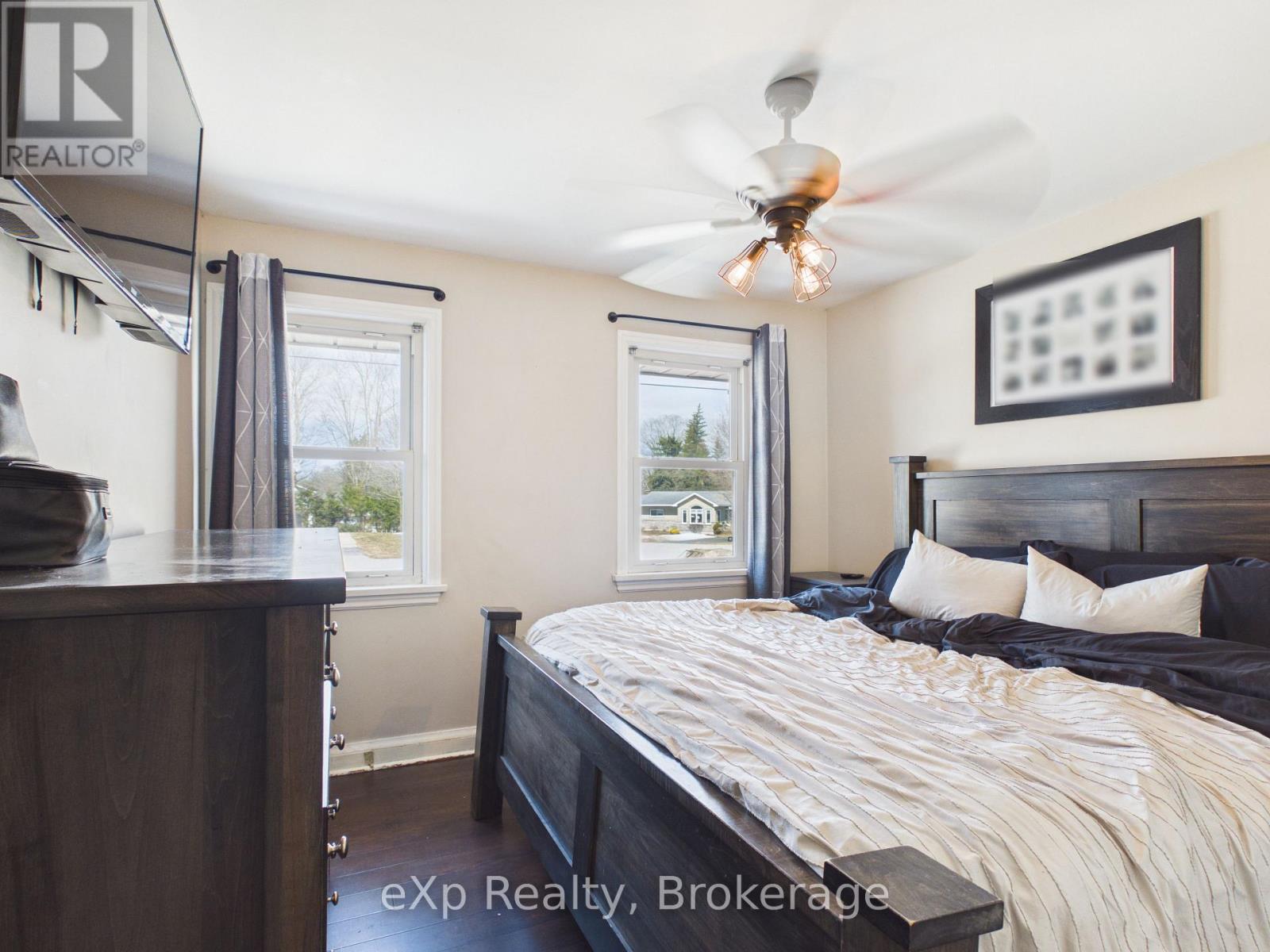 40 Johnstone Boulevard, Brockton, Ontario  N0G 2V0 - Photo 18 - X12939784