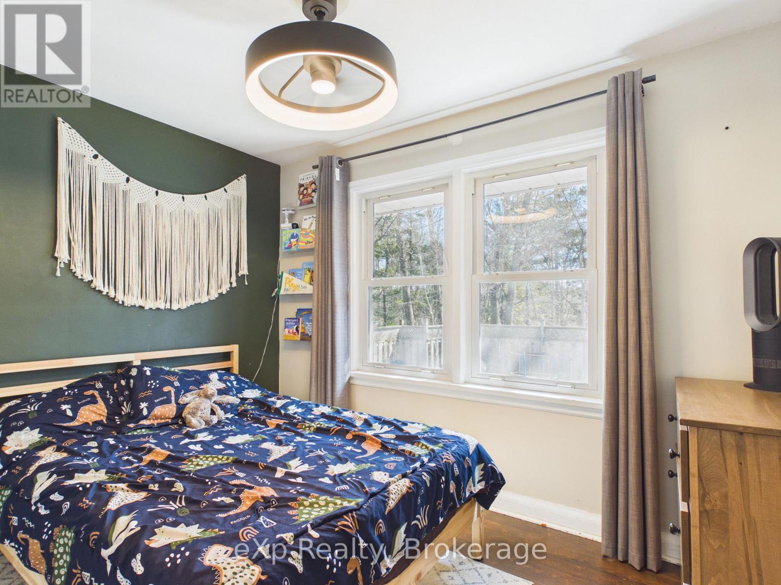 40 Johnstone Boulevard, Brockton, Ontario  N0G 2V0 - Photo 16 - X12939784