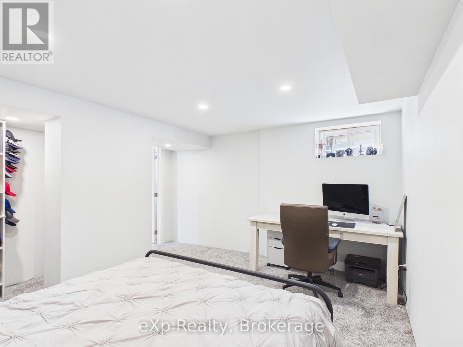 40 Johnstone Boulevard, Brockton, Ontario  N0G 2V0 - Photo 22 - X12939784