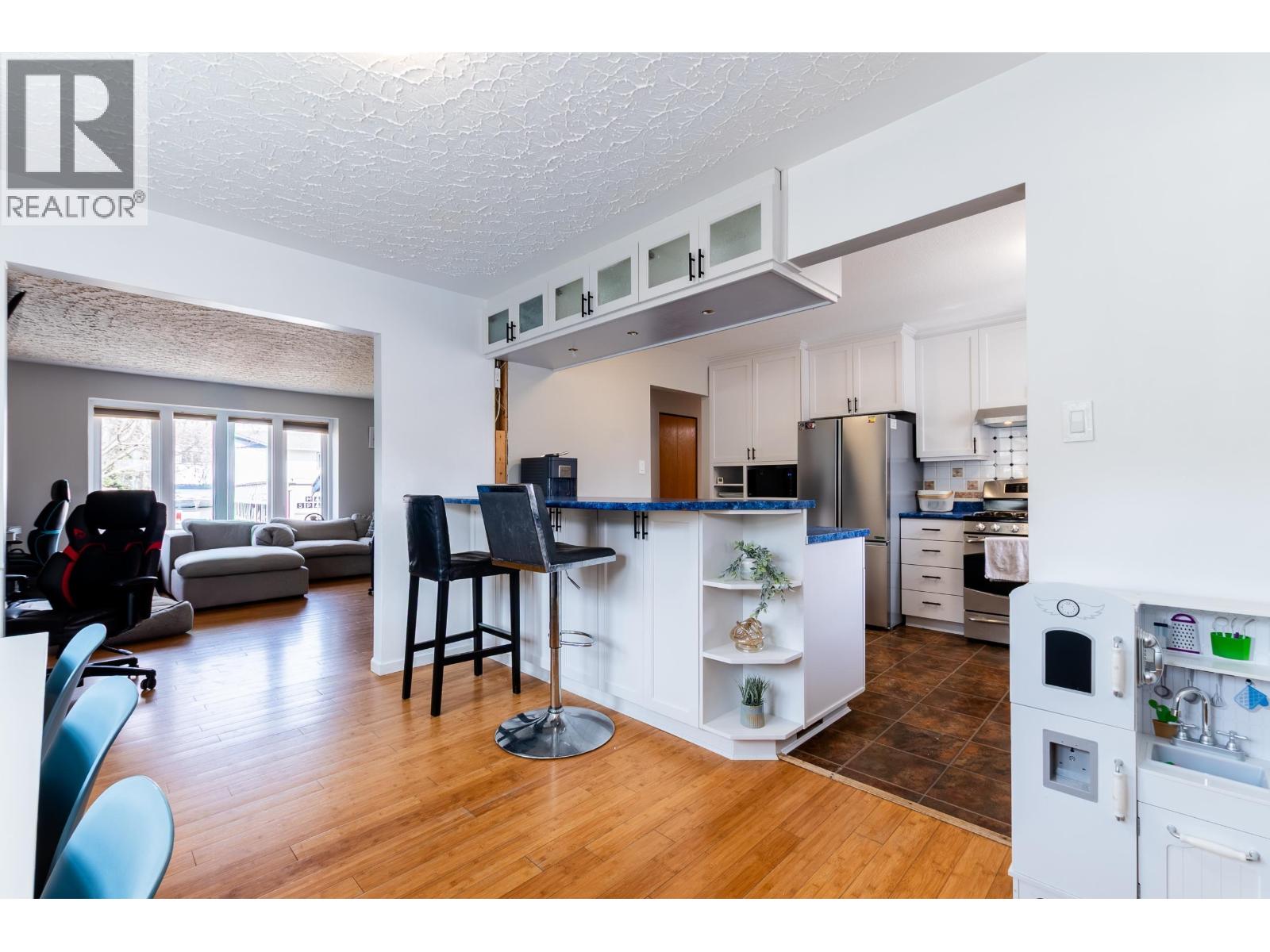 407 Neff Crescent, Prince George, British Columbia  V2M 6M8 - Photo 6 - R3114515