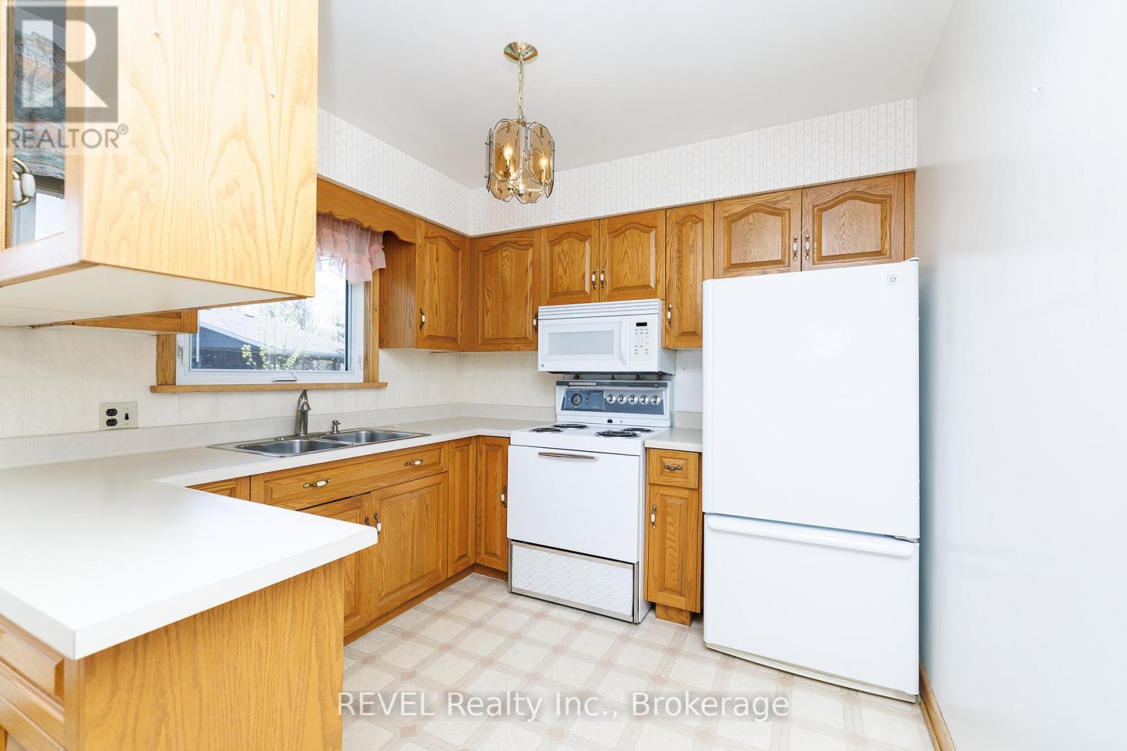 394 Grantham Avenue, St. Catharines, Ontario  L2M 5A6 - Photo 7 - X13029128