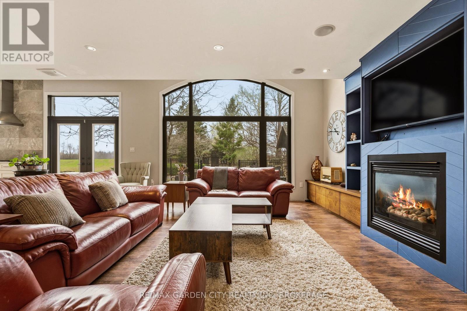 802 Sawmill Road, Hamilton, Ontario  L9G 3L1 - Photo 10 - X13029134