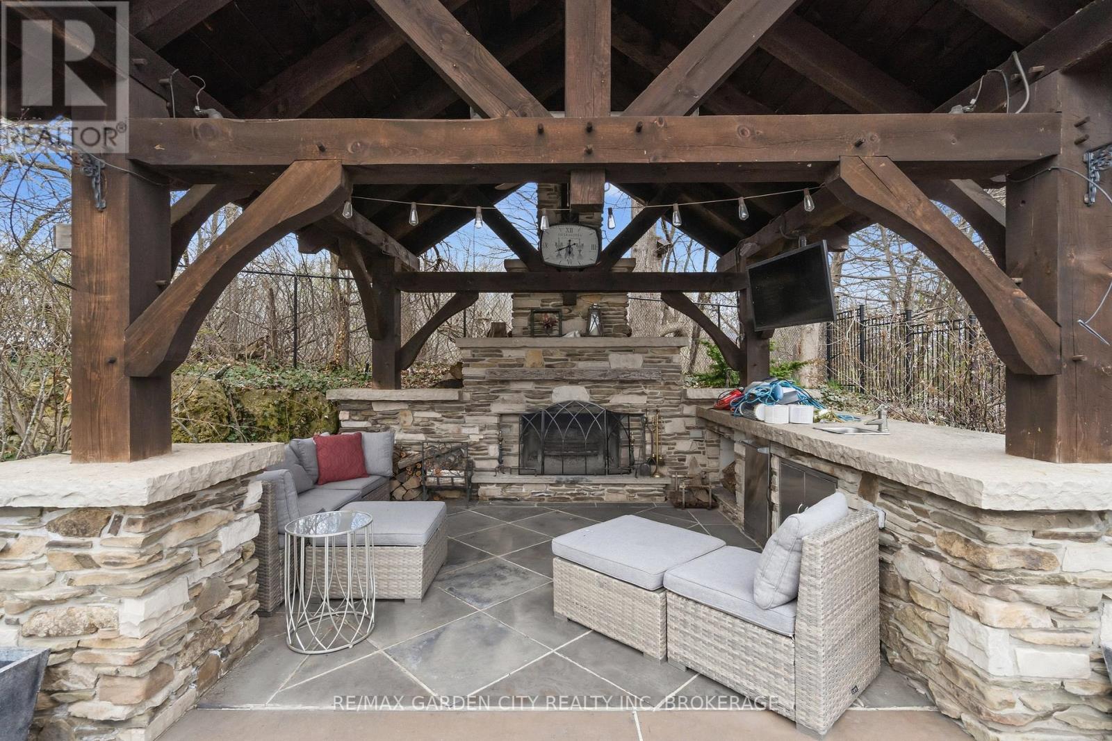 802 Sawmill Road, Hamilton, Ontario  L9G 3L1 - Photo 32 - X13029134