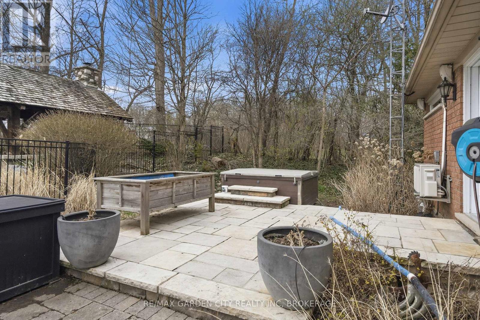 802 Sawmill Road, Hamilton, Ontario  L9G 3L1 - Photo 34 - X13029134