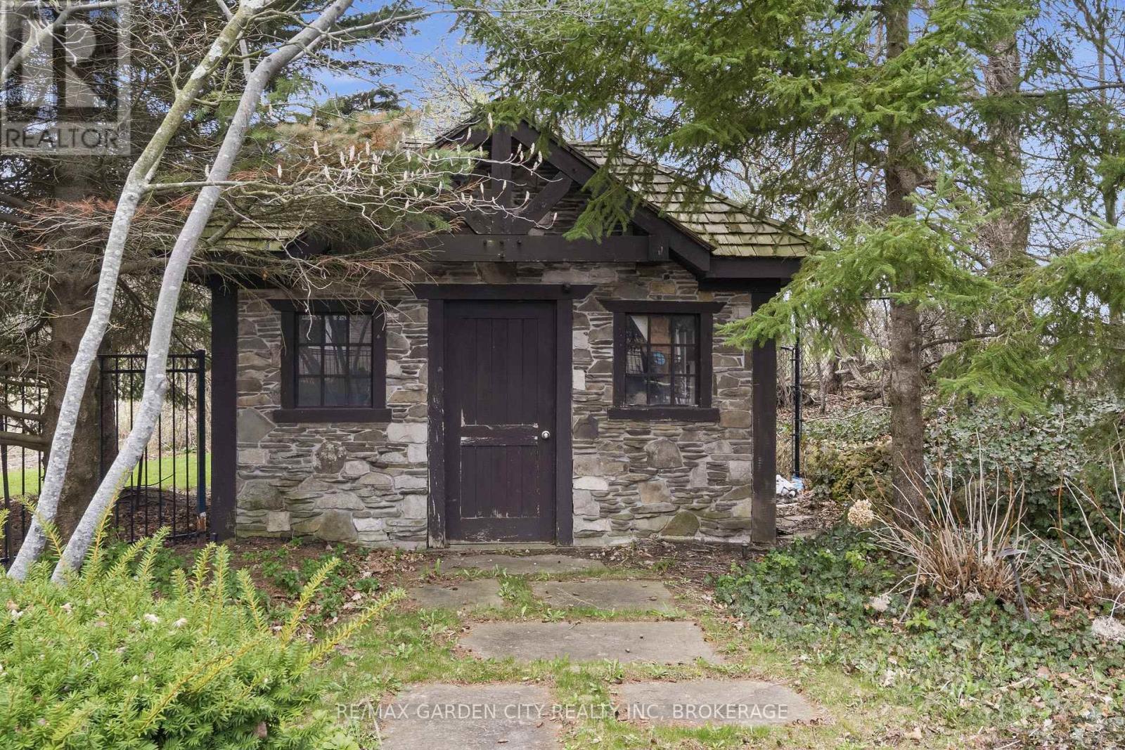 802 Sawmill Road, Hamilton, Ontario  L9G 3L1 - Photo 37 - X13029134