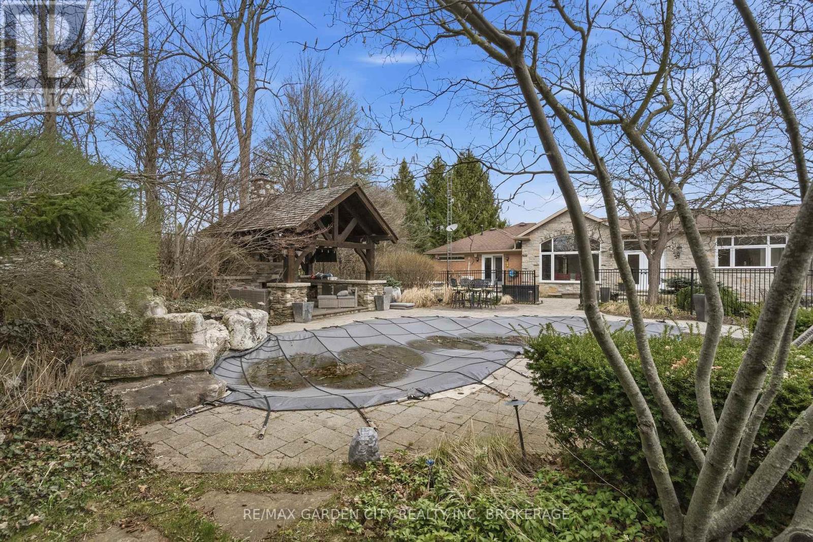 802 Sawmill Road, Hamilton, Ontario  L9G 3L1 - Photo 38 - X13029134