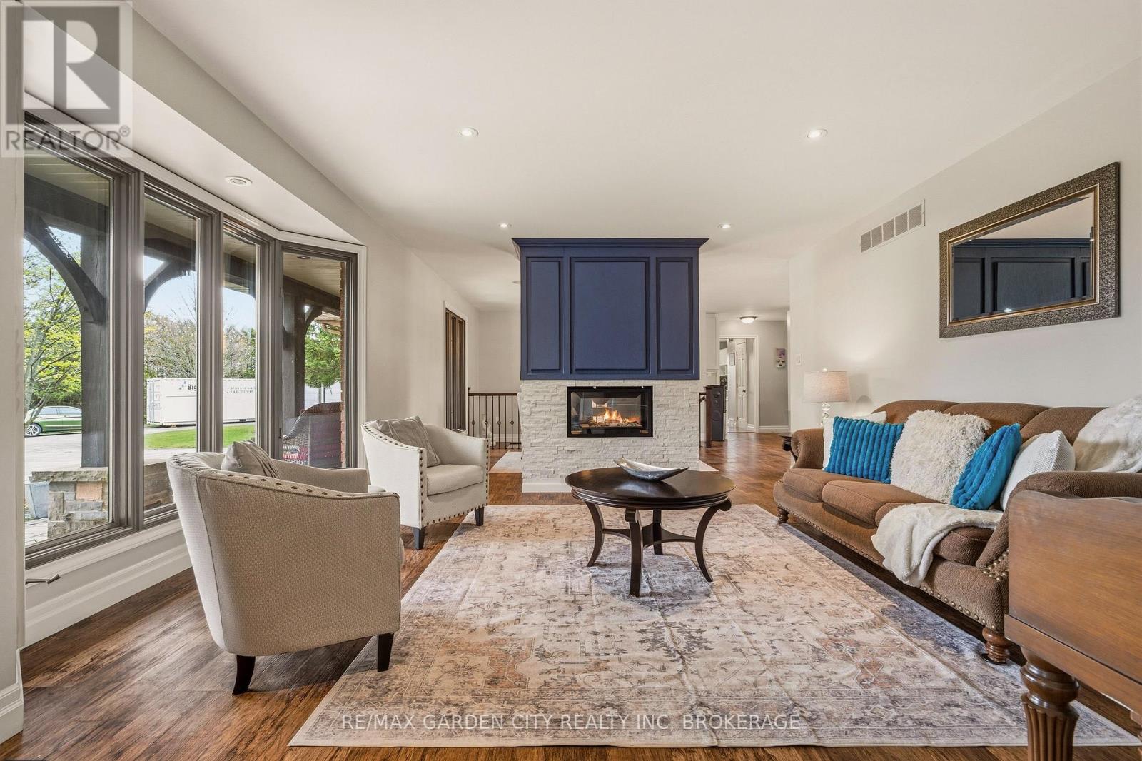 802 Sawmill Road, Hamilton, Ontario  L9G 3L1 - Photo 7 - X13029134