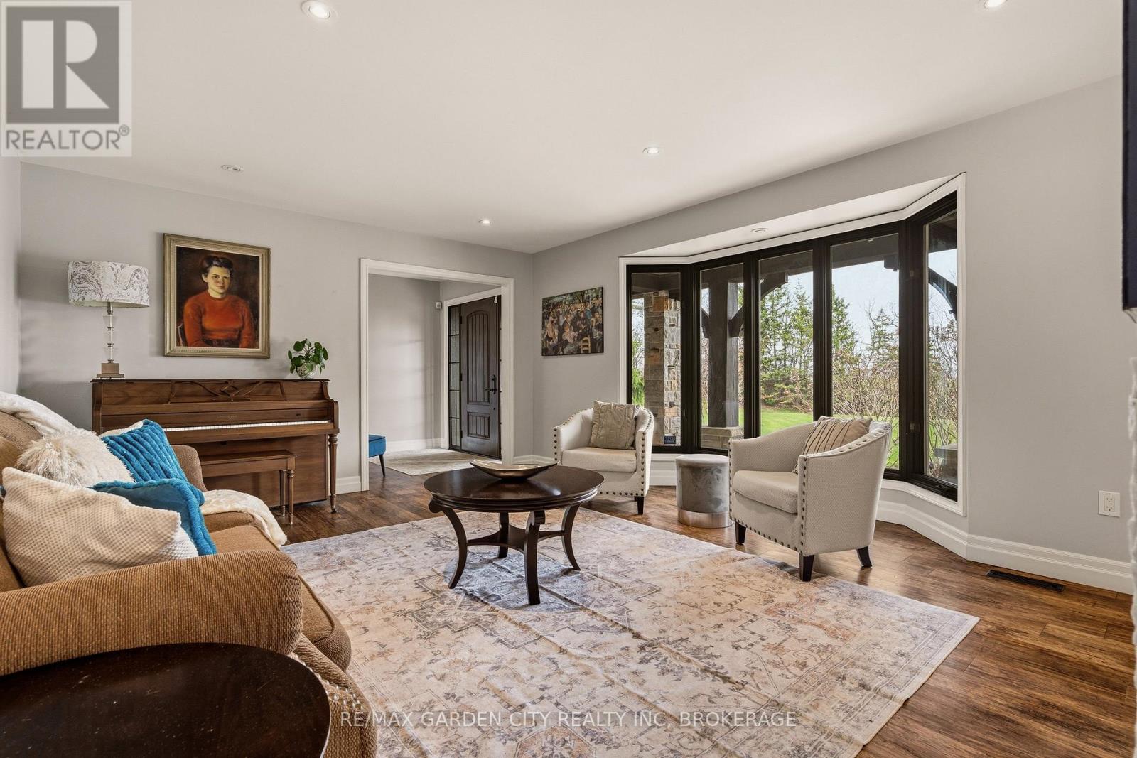 802 Sawmill Road, Hamilton, Ontario  L9G 3L1 - Photo 8 - X13029134