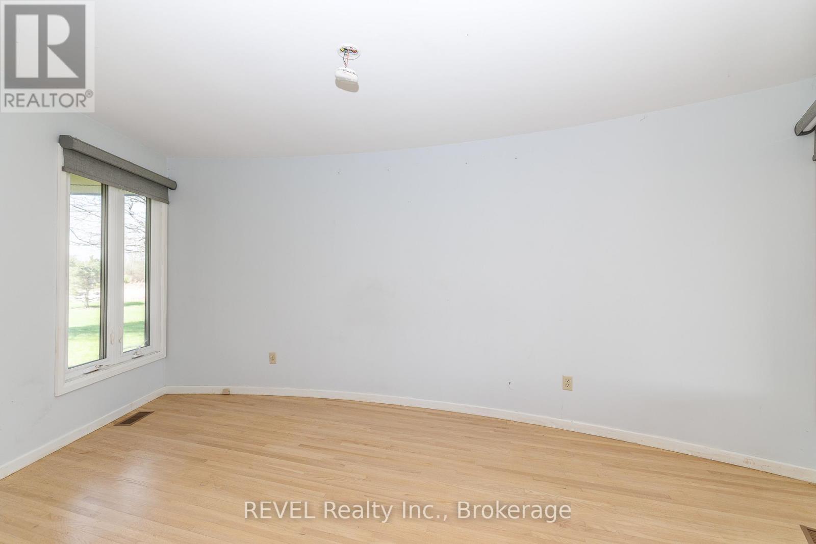 9572 Sodom Road, Niagara Falls, Ontario  L2G 0S7 - Photo 17 - X13029222