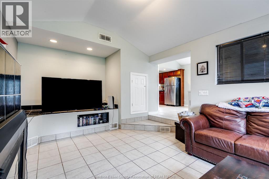 1451 Aubin, Windsor, Ontario  N8Y 4E8 - Photo 12 - 26008865