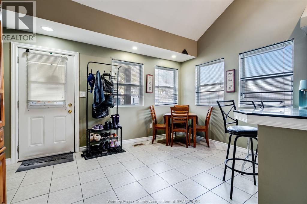 1451 Aubin, Windsor, Ontario  N8Y 4E8 - Photo 3 - 26008865