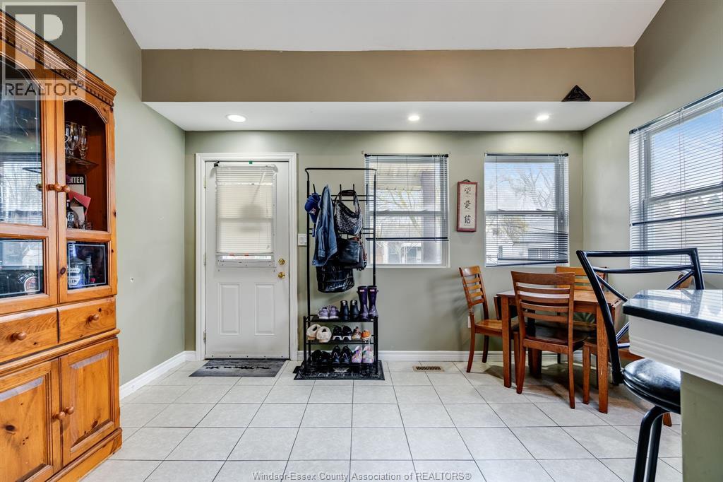 1451 Aubin, Windsor, Ontario  N8Y 4E8 - Photo 4 - 26008865