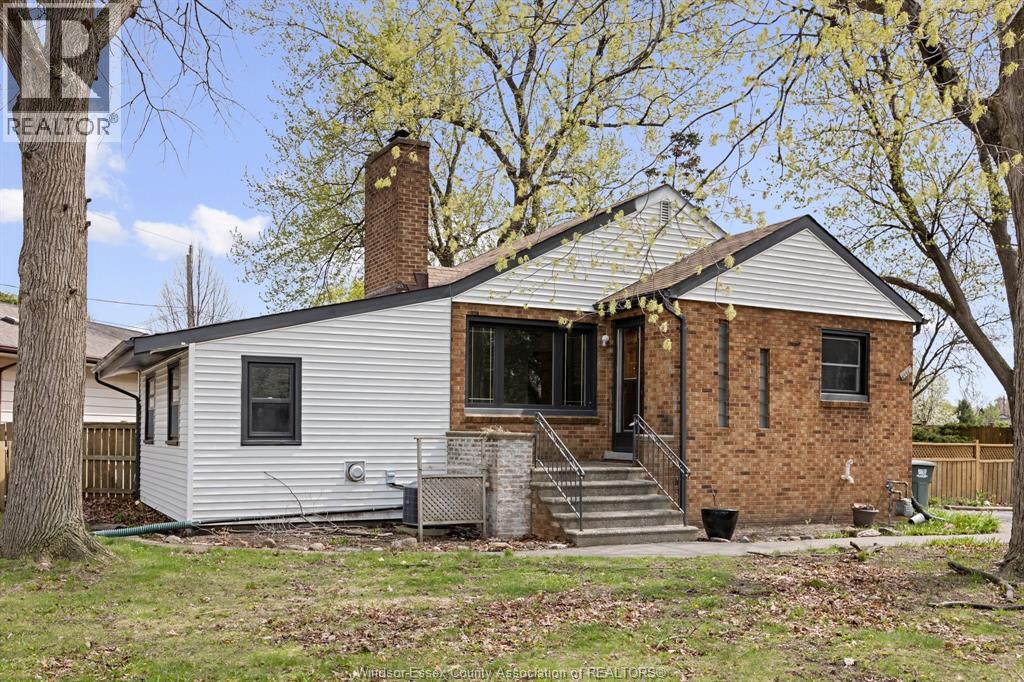 1114 Edward Unit# Upper, windsor, Ontario