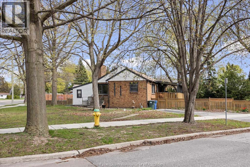 1114 Edward Unit# Upper, Windsor, Ontario  N8S 3A1 - Photo 2 - 26008828