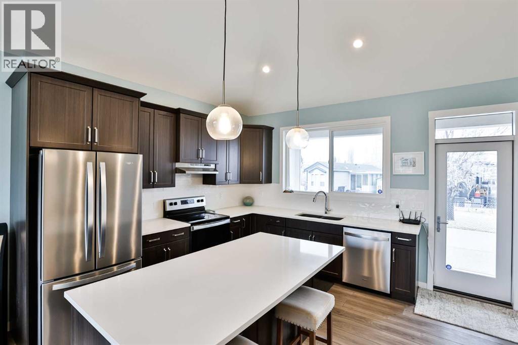 51 White Pelican Way, Rural Vulcan County, Alberta  T0L 2B0 - Photo 7 - A2296127