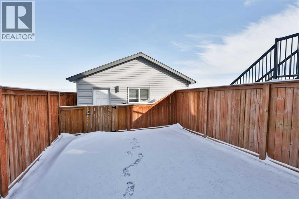 918 Greywolf Run N, Lethbridge, Alberta  T1H 7G7 - Photo 3 - A2287561