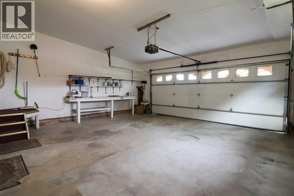 37 Buttercup Court SE, Medicine Hat, Alberta  T1B 2G9 - Photo 32 - A2291199