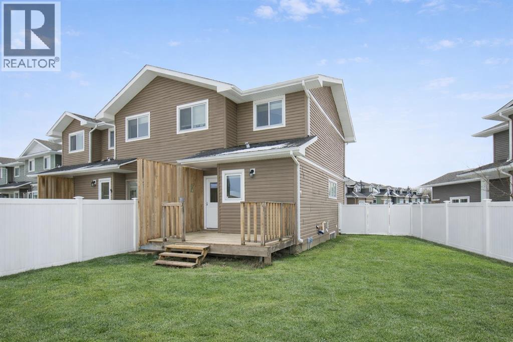 7 Rowberry Court, Sylvan Lake, Alberta  T4S 0L7 - Photo 3 - A2297809