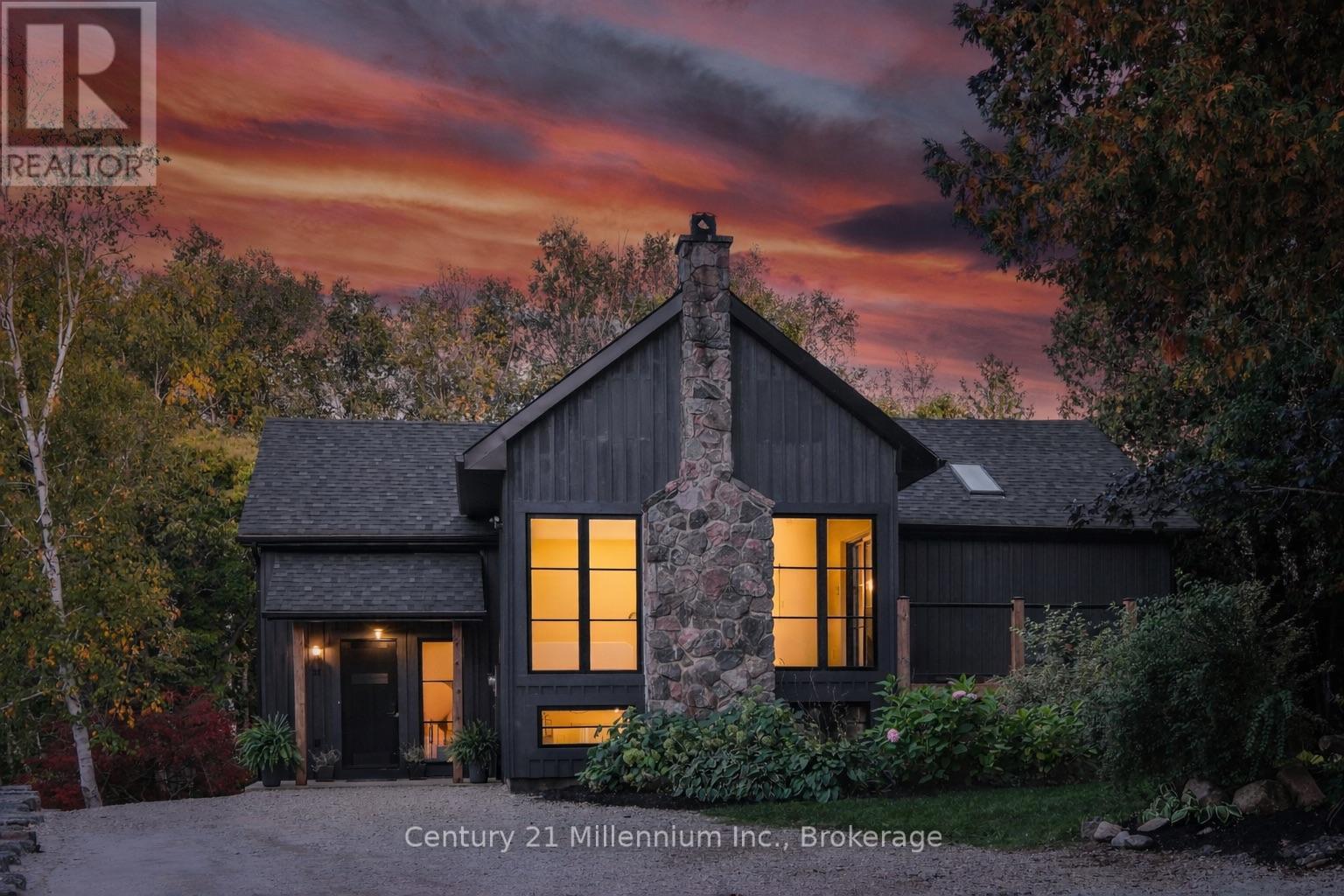 33 SLALOM GATE ROAD, Collingwood, Ontario