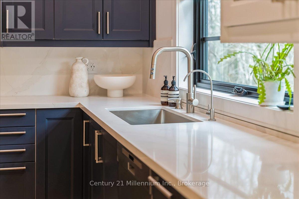 33 Slalom Gate Road, Collingwood, Ontario  L9Y 5A9 - Photo 19 - S13029130