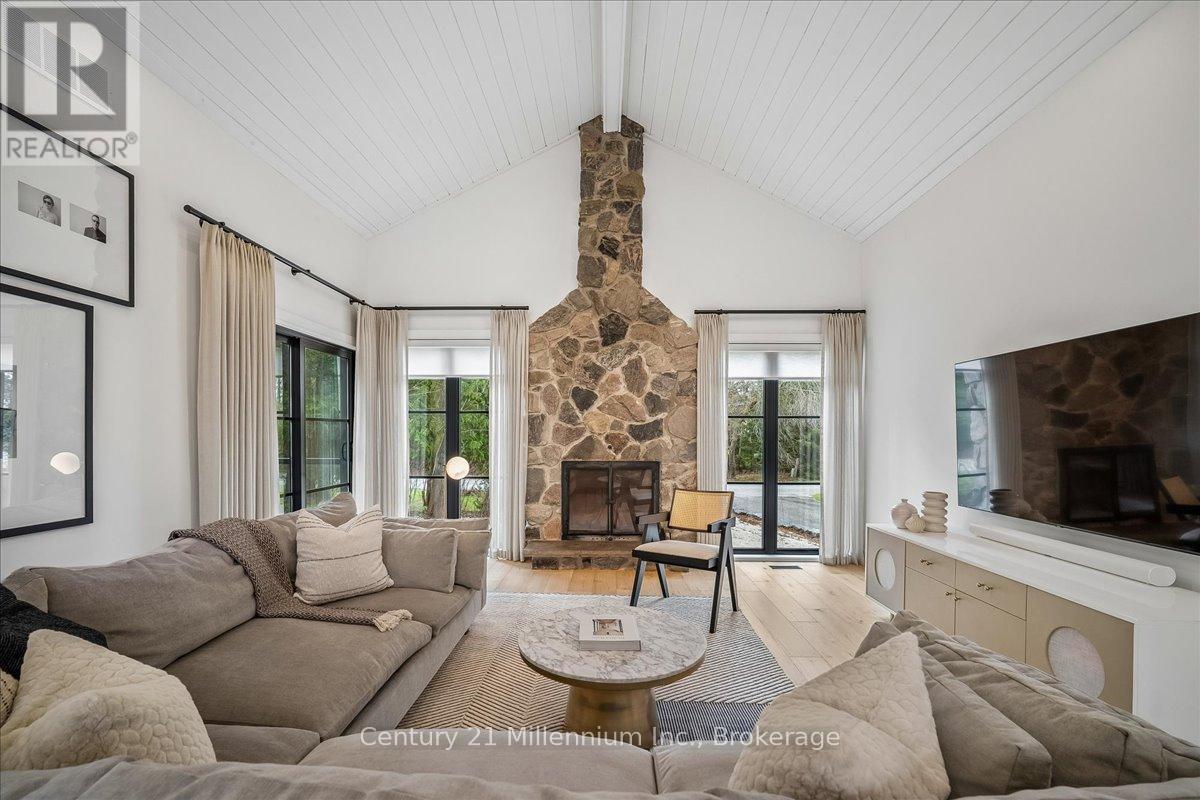 33 Slalom Gate Road, Collingwood, Ontario  L9Y 5A9 - Photo 4 - S13029130