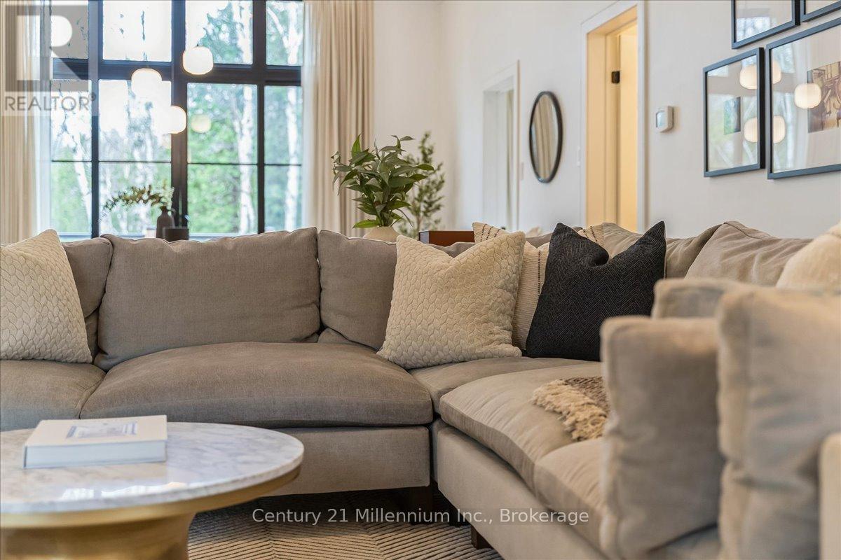 33 Slalom Gate Road, Collingwood, Ontario  L9Y 5A9 - Photo 7 - S13029130