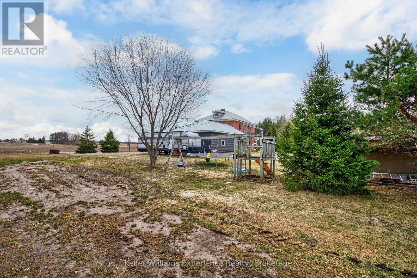 2936 Flos 6 Road W, Springwater, Ontario  L0L 1P0 - Photo 39 - S13029266