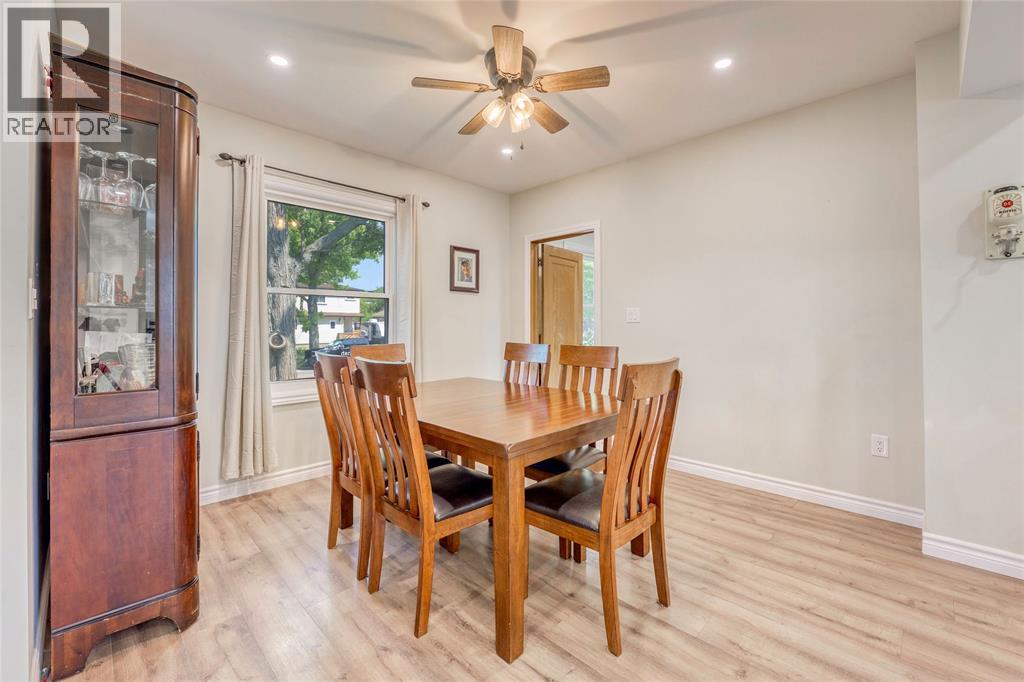 703 Wellington Street, Sarnia, Ontario  N7T 1J3 - Photo 25 - 26008813