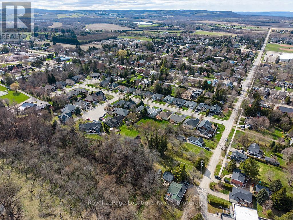 43 Alfred Street E, Blue Mountains, Ontario  N0H 2P0 - Photo 22 - X13029218