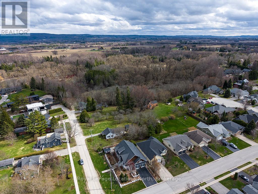 43 Alfred Street E, Blue Mountains, Ontario  N0H 2P0 - Photo 5 - X13029218