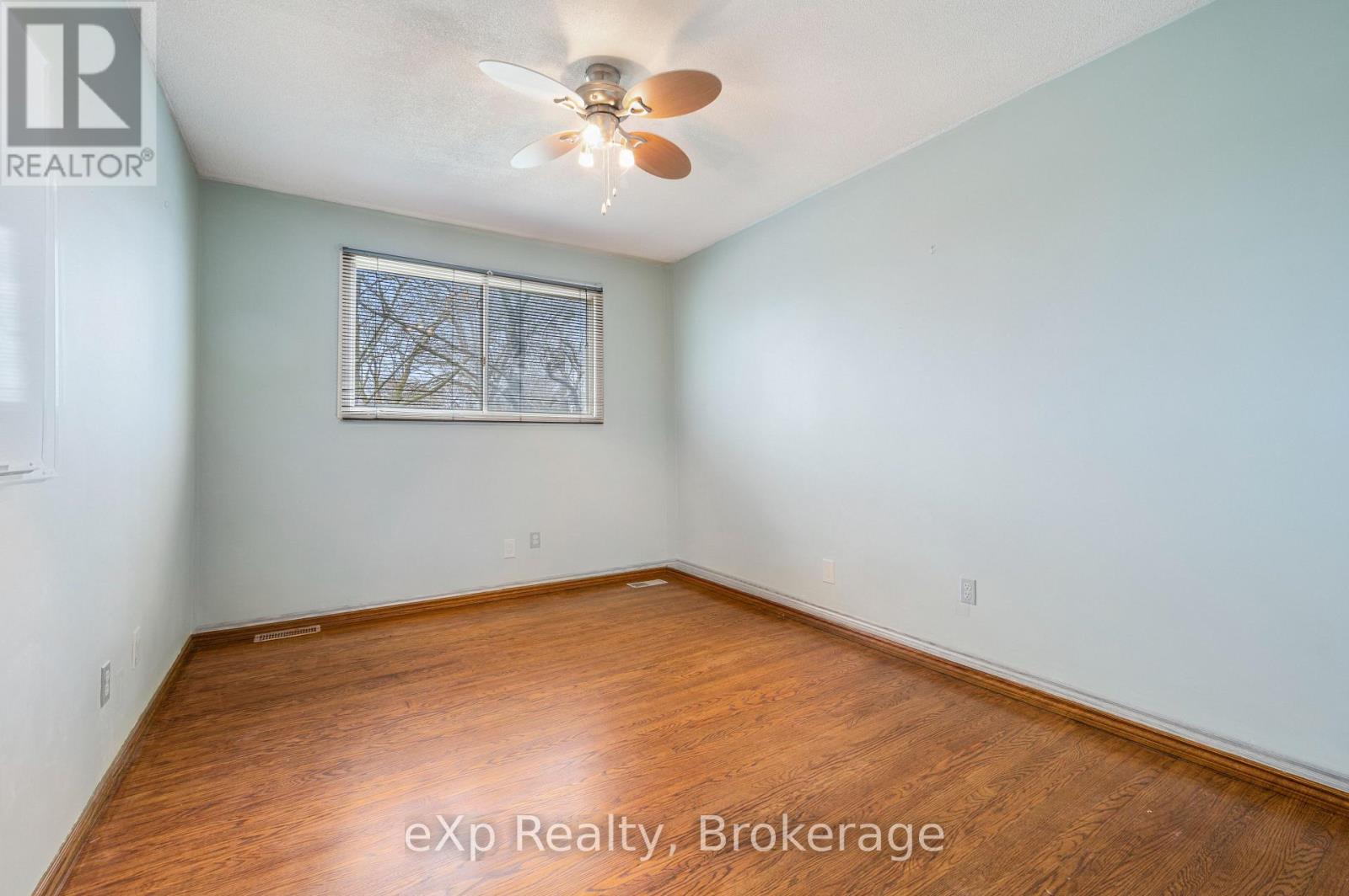 124 Montcalm Drive, Kitchener, Ontario  N2B 2R5 - Photo 17 - X13029274