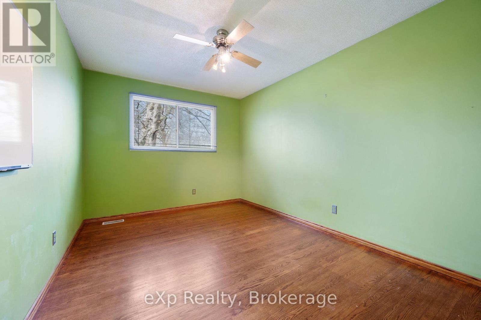 124 Montcalm Drive, Kitchener, Ontario  N2B 2R5 - Photo 23 - X13029274