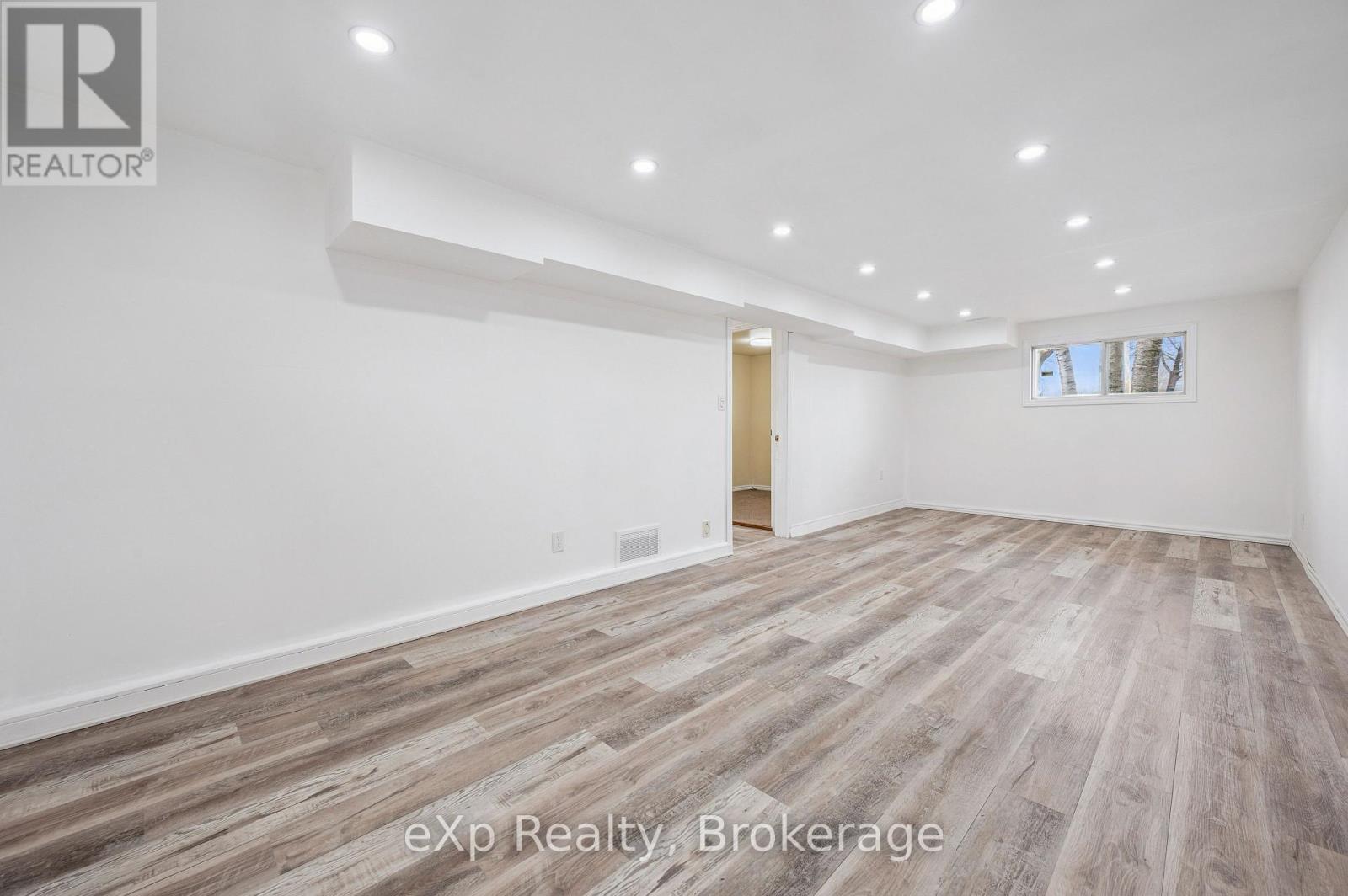 124 Montcalm Drive, Kitchener, Ontario  N2B 2R5 - Photo 27 - X13029274