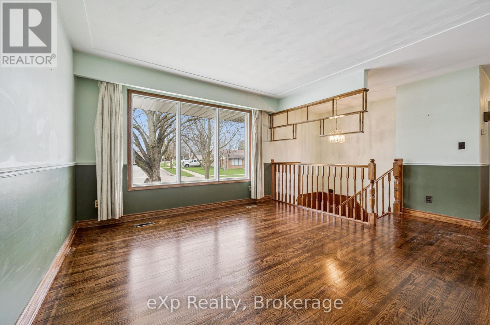 124 Montcalm Drive, Kitchener, Ontario  N2B 2R5 - Photo 8 - X13029274