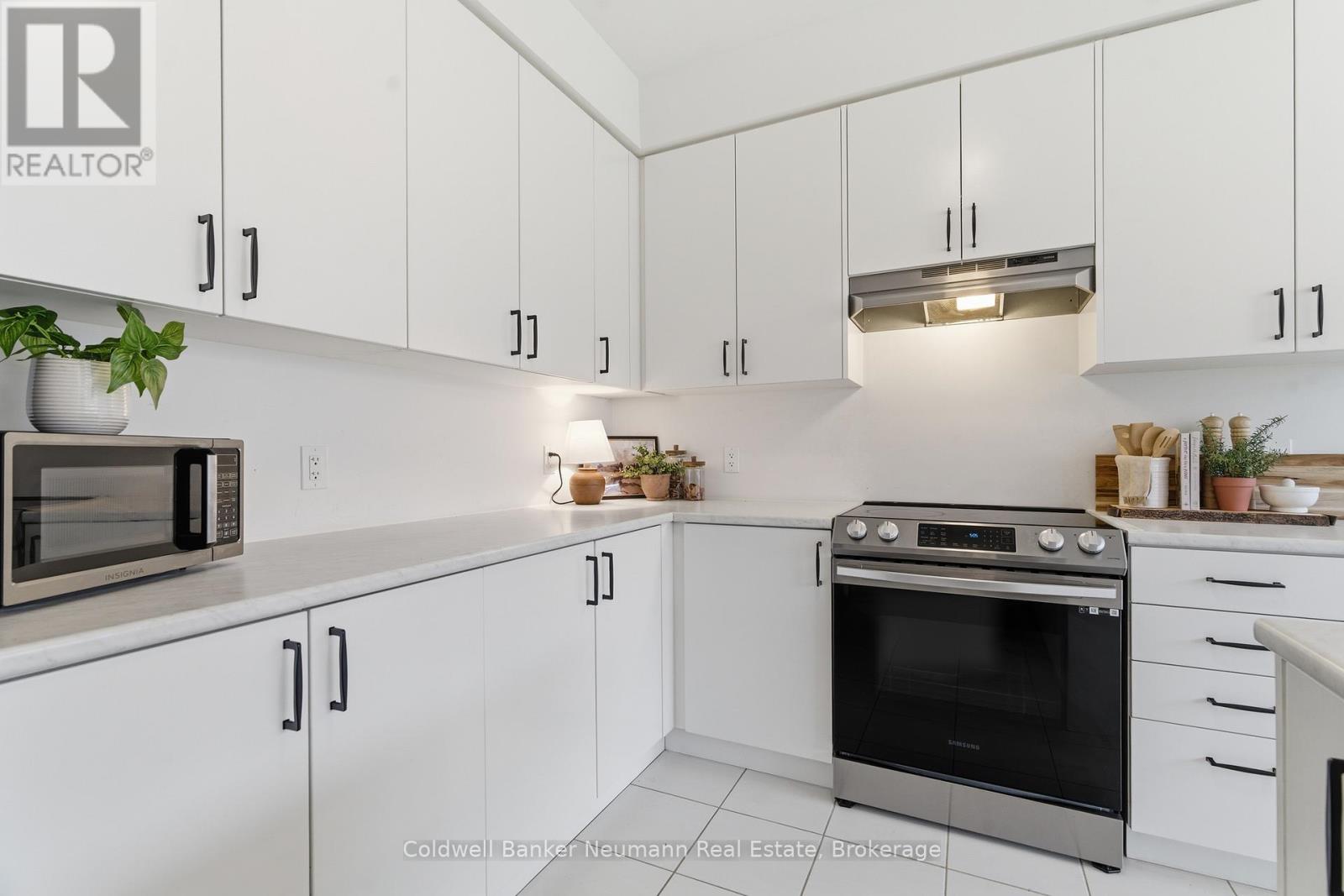 56 Povey Road, Centre Wellington, Ontario  N1M 0J5 - Photo 10 - X13029364