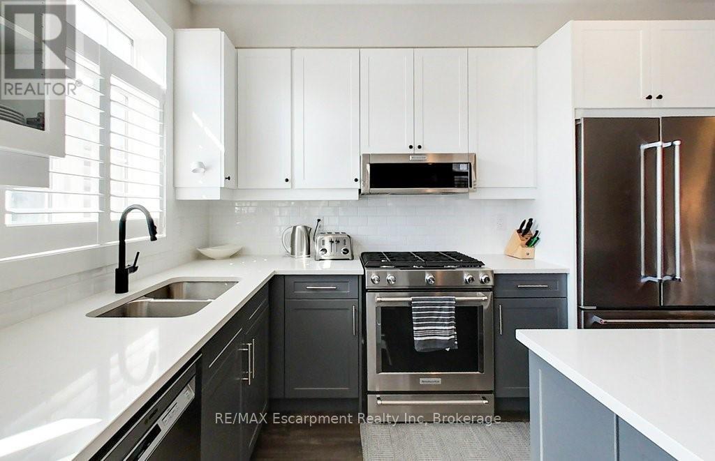 212 Courtland Street, Blue Mountains, Ontario  L9Y 4E4 - Photo 11 - X13029412