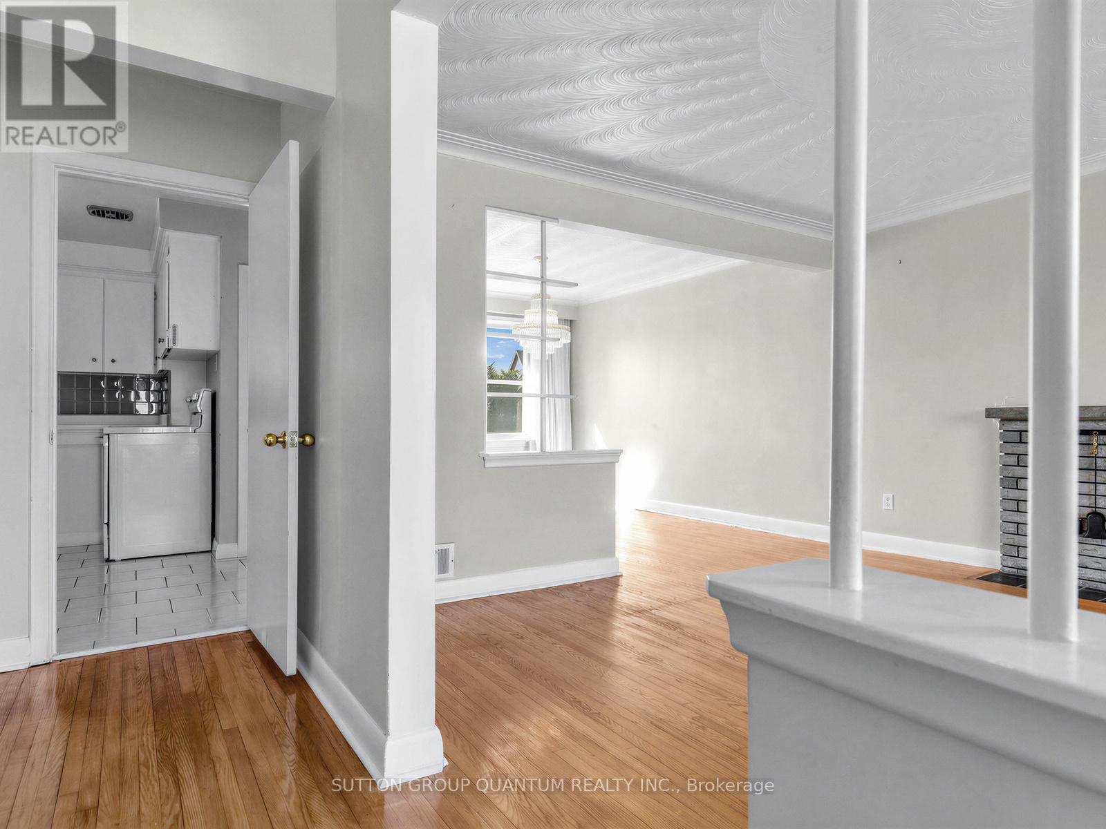 179 Betty Ann Drive, Toronto, Ontario  M2N 1X5 - Photo 10 - C13029106