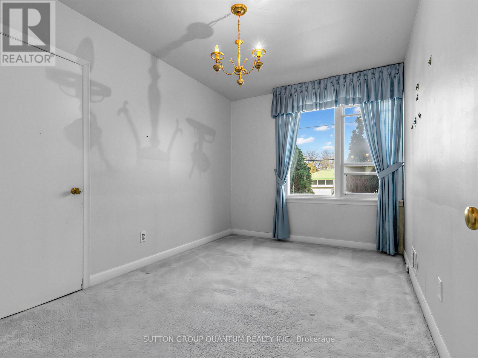 179 Betty Ann Drive, Toronto, Ontario  M2N 1X5 - Photo 19 - C13029106