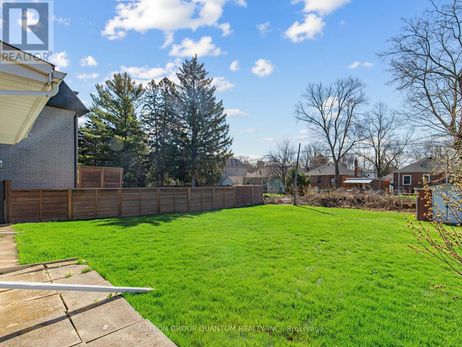 179 Betty Ann Drive, Toronto, Ontario  M2N 1X5 - Photo 34 - C13029106