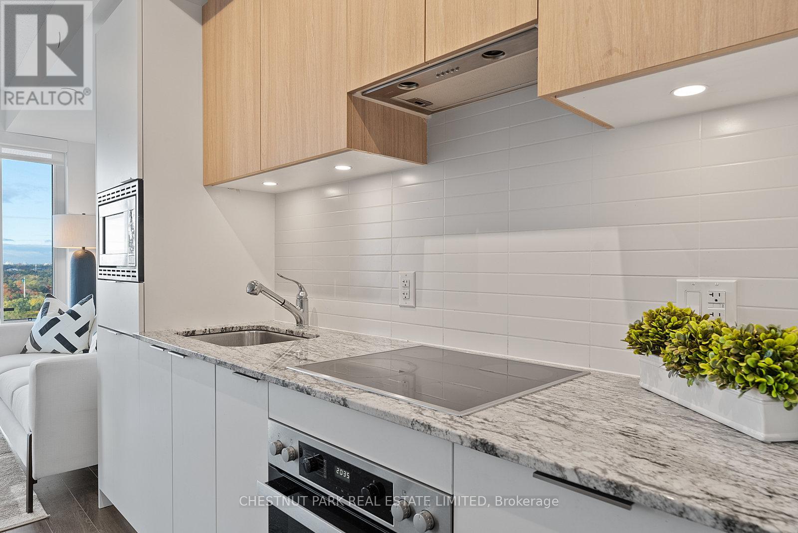 1522 - 20 O'neill Road, Toronto, Ontario  M3C 0R2 - Photo 13 - C13029162