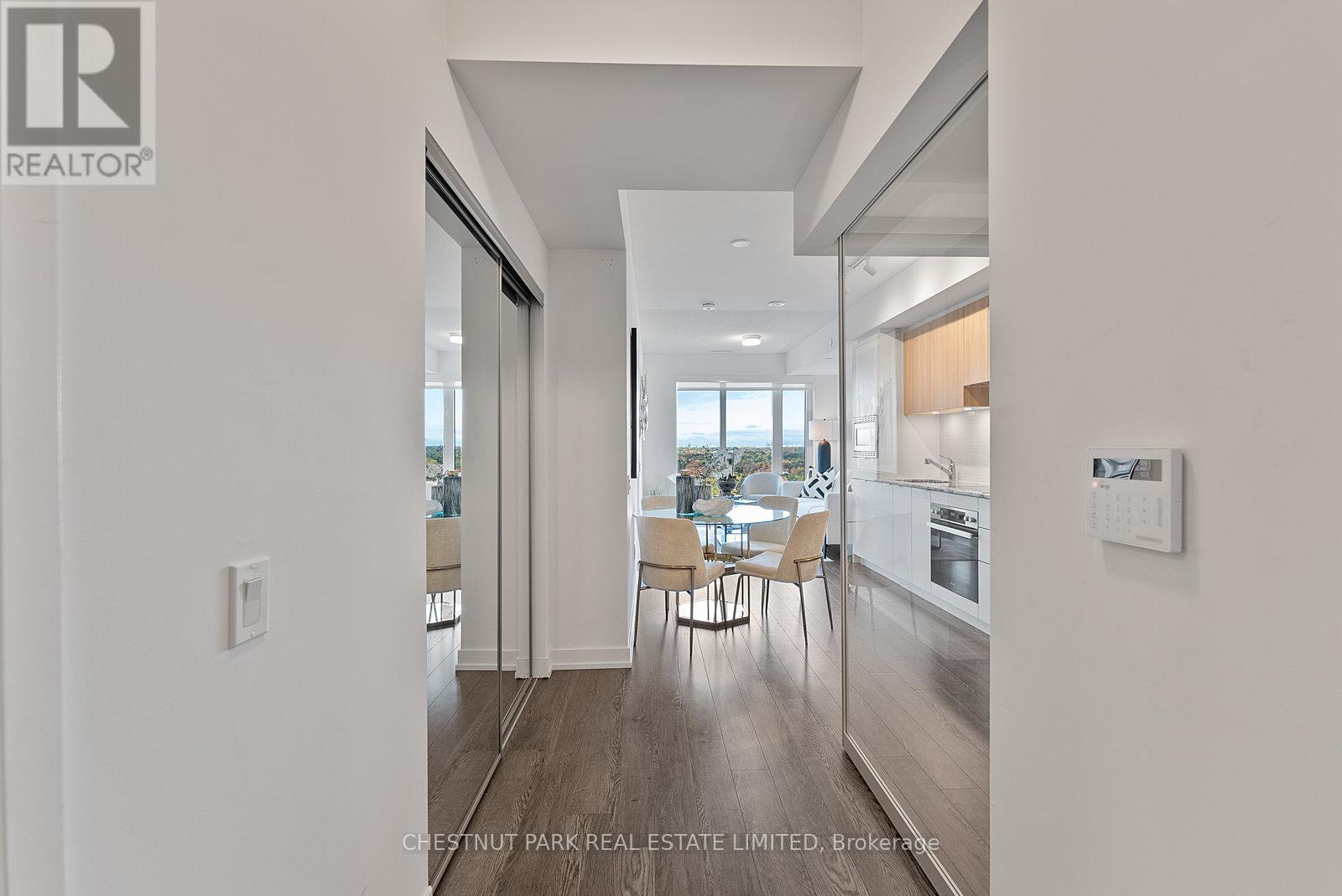 1522 - 20 O'neill Road, Toronto, Ontario  M3C 0R2 - Photo 4 - C13029162