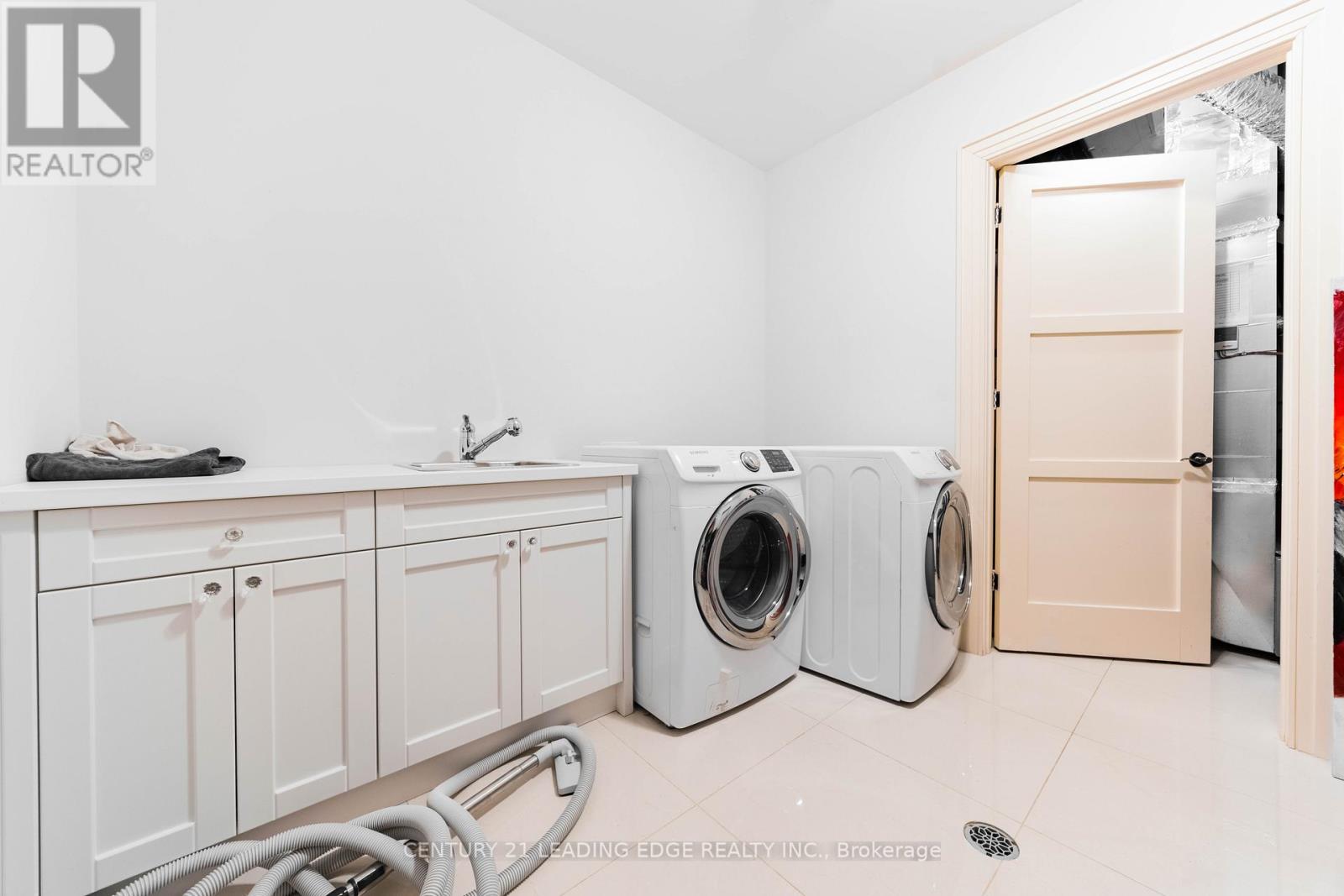 256 Park Home Avenue, Toronto, Ontario  M2R 1A3 - Photo 45 - C13029210