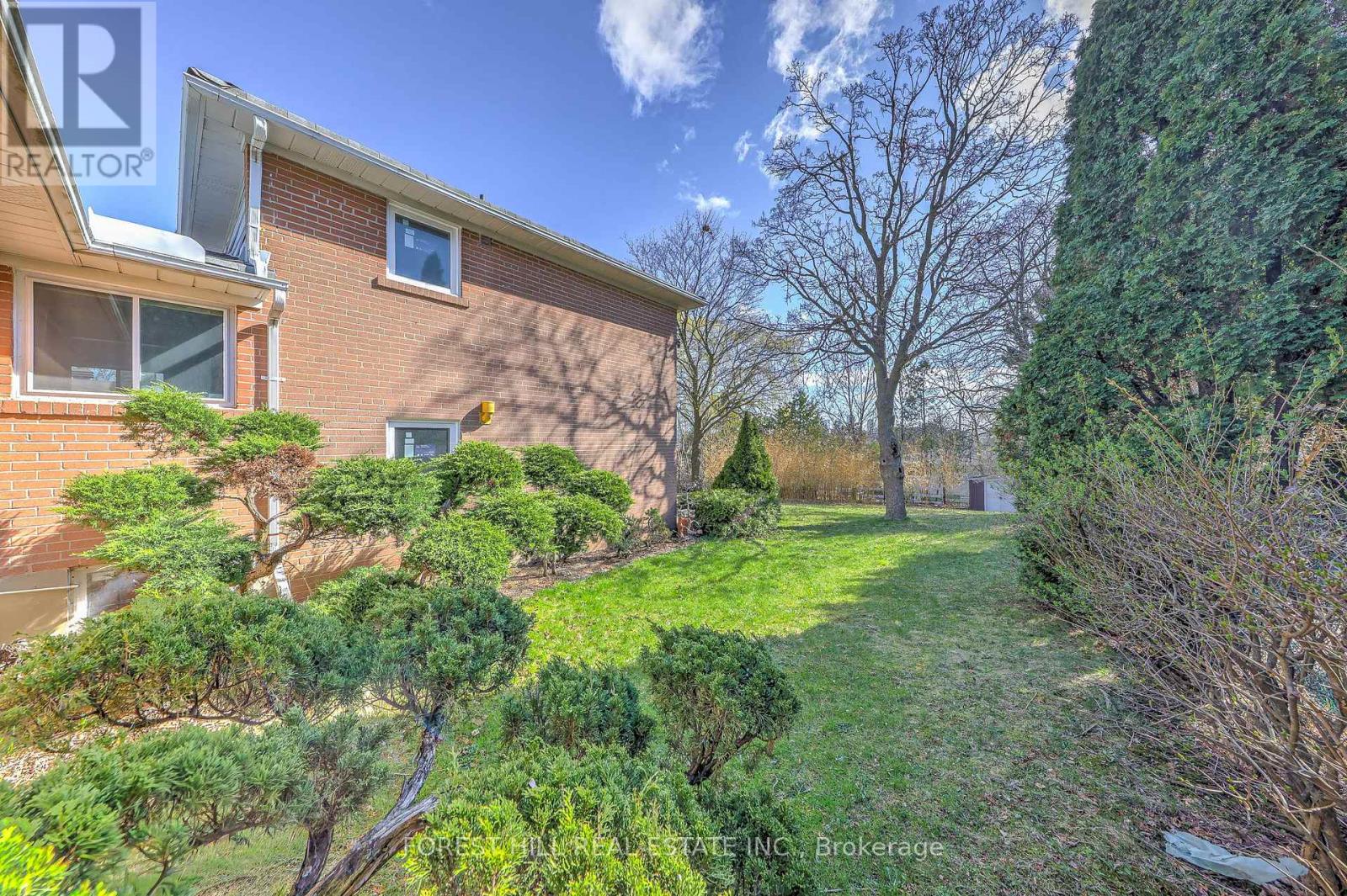 63 Hopperton Drive, Toronto, Ontario  M2L 2S7 - Photo 24 - C13029244